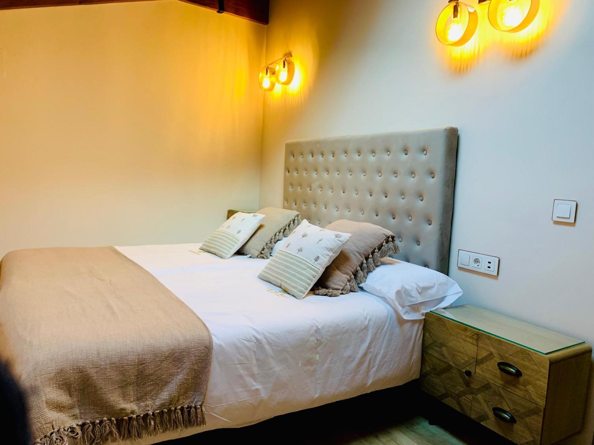 Apartamentos En El Valle Del Jerte Flores Para Angela Кабесуэла-дель-Валье Экстерьер фото